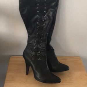 Women’s boots